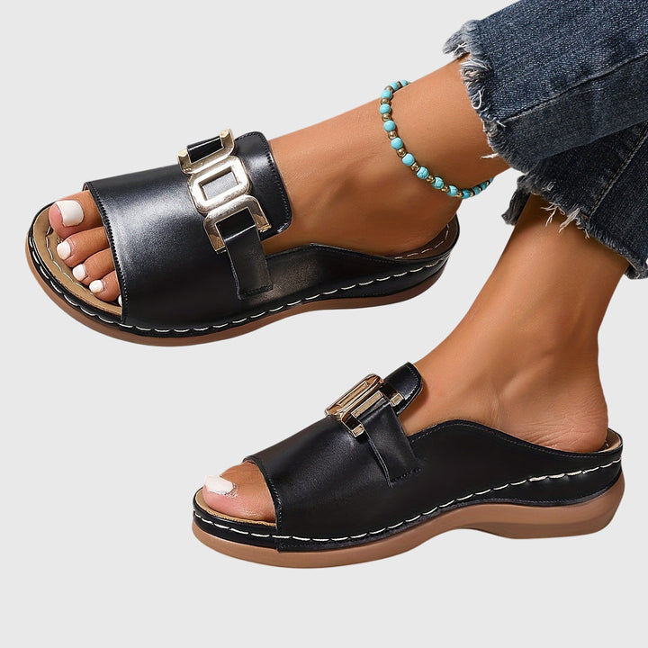 Velisse | Buckle Comfort Sandals